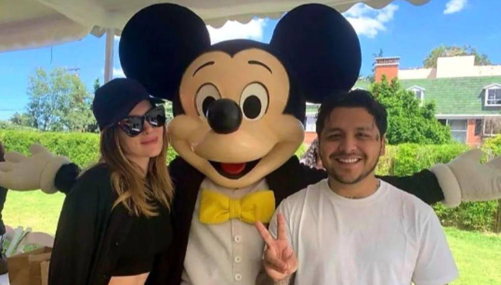 Nodal habla de su relación con Belinda: “todo pasa por algo en la vida”