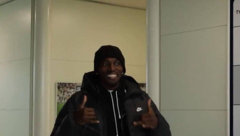 Las imágenes que dejó la emotiva aparición de Alberth Elis en el Burdeos tras crítico mes