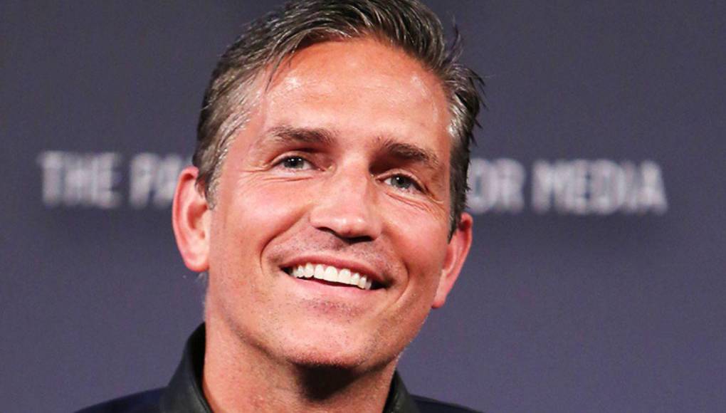 Así luce Jim Caviezel, el actor que “casi muere” al interpretar a Jesús en la ‘Pasión de Cristo’