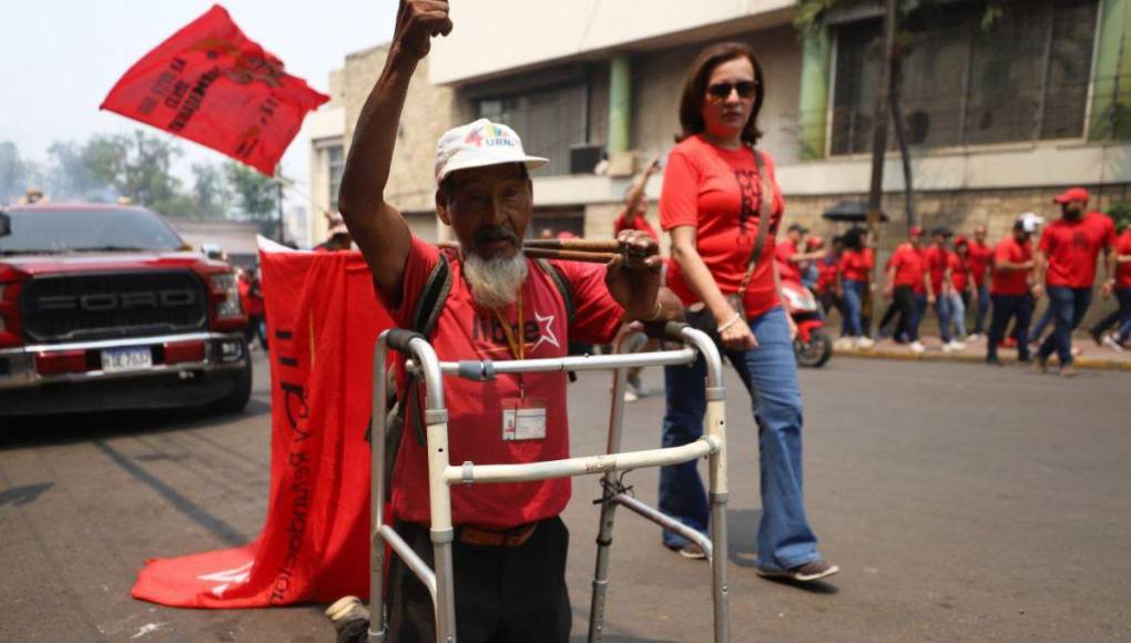 Las mejores imágenes de la marcha del Día del Trabajo en Tegucigalpa