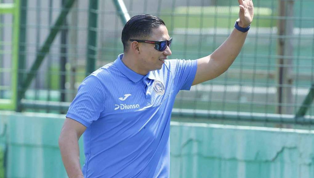 Lo que no se vio en TV: Reclamos fuertes, lágrimas en Motagua y bellas modelos