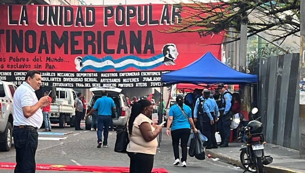 Empleados exigen mejoras en salud, educación y salarios en la marcha del 1 de mayo