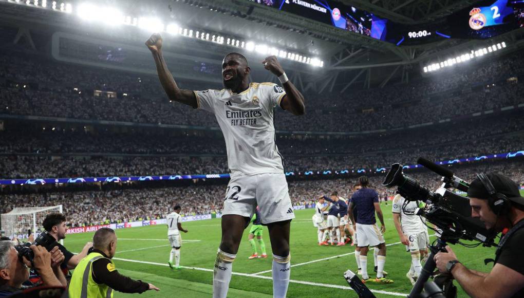 Heroico Joselu y Ancelotti desatado: eufórica celebración del Real Madrid