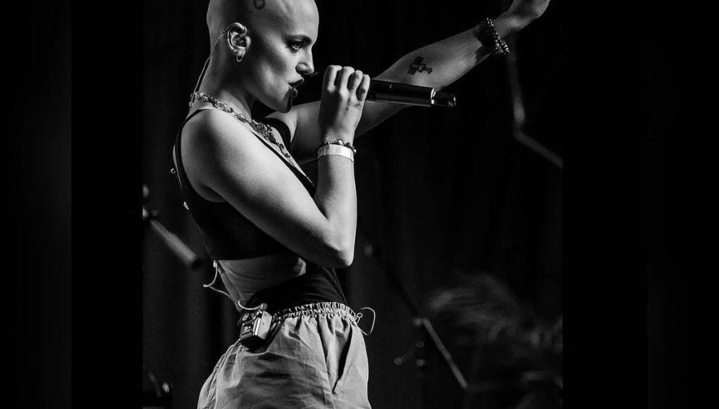 Canción de joven con cáncer terminal es tendencia; fondos serán para su hijo