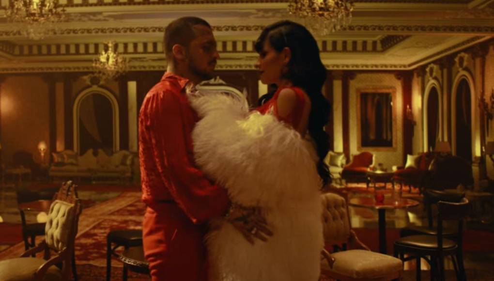 Los escándalos en la relación de Christian Nodal y Cazzu