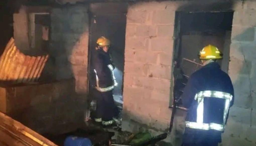 Dolor y consternación en Roatán por muerte de tres niños en incendio