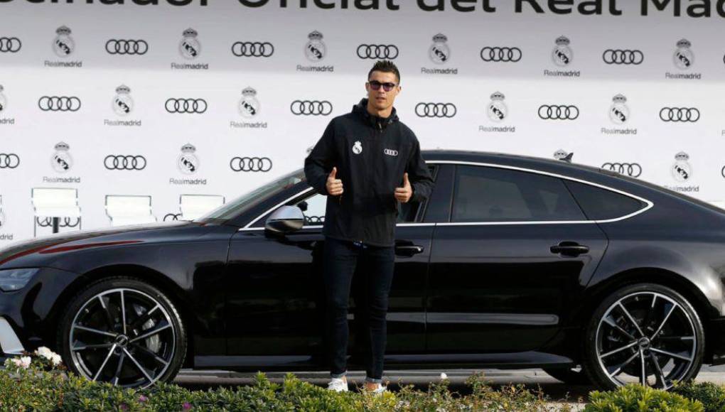 Así es la impresionante y lujosa colección de autos de Cristiano Ronaldo