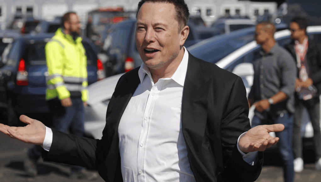 Elon Musk compró Twitter y ya concretó los primeros despidos: “El pájaro es libre”