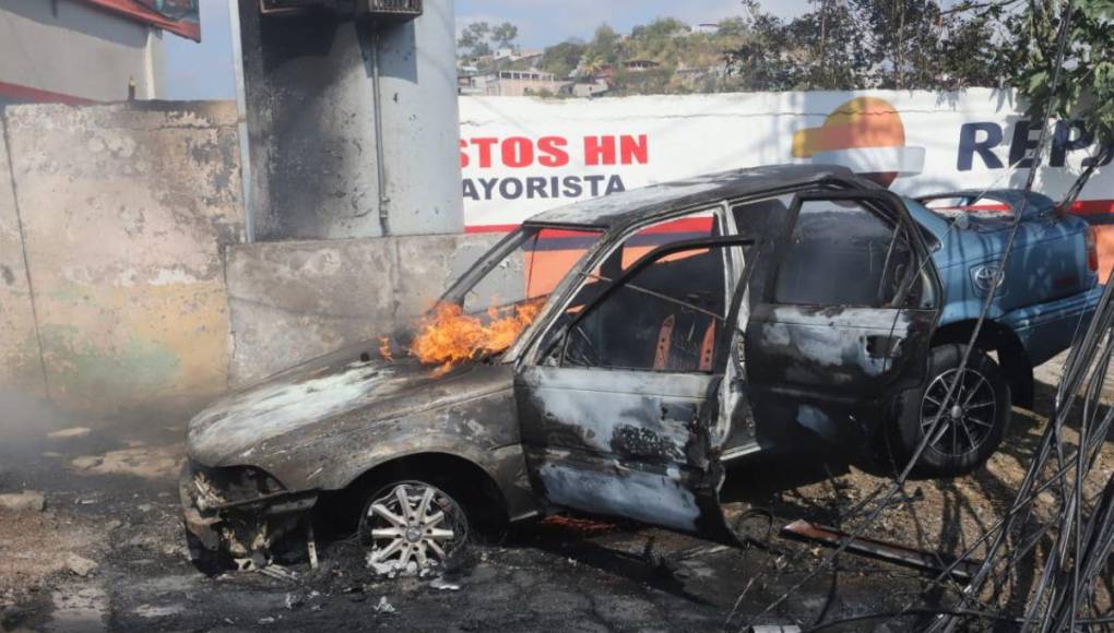 Una llantera, licorera y tienda ropa: negocios afectados por incendio en La Pradera