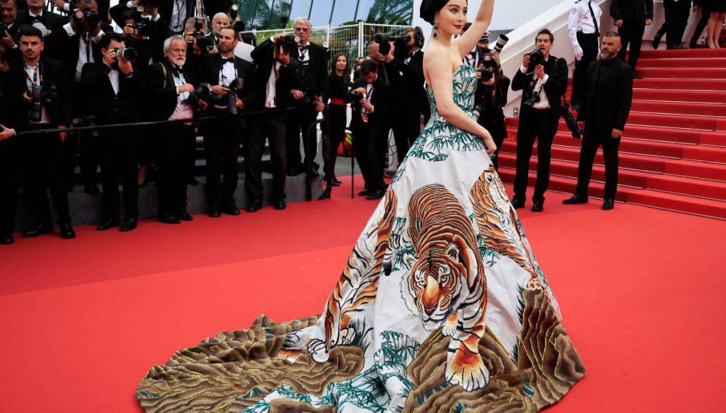 De Elle Fanning a Uma Thurman, las estrellas del cine desfilan en el Festival de Cine de Cannes