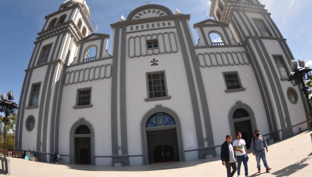 Basílica de Suyapa lista para recibir a los fieles en el 277 aniversario de la Virgen