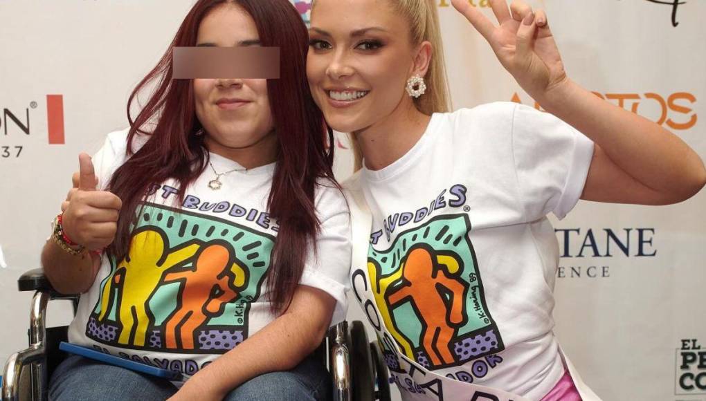Candidatas de Miss Universo enternecen las redes con su visita a niños