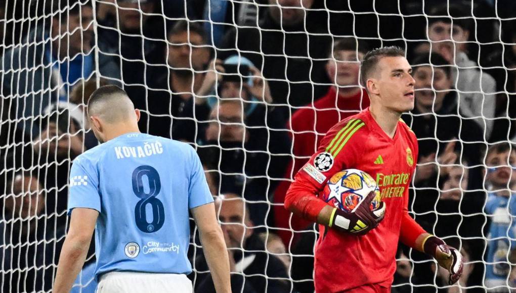 Rostros de tristeza en el City tras eliminación ante Real Madrid