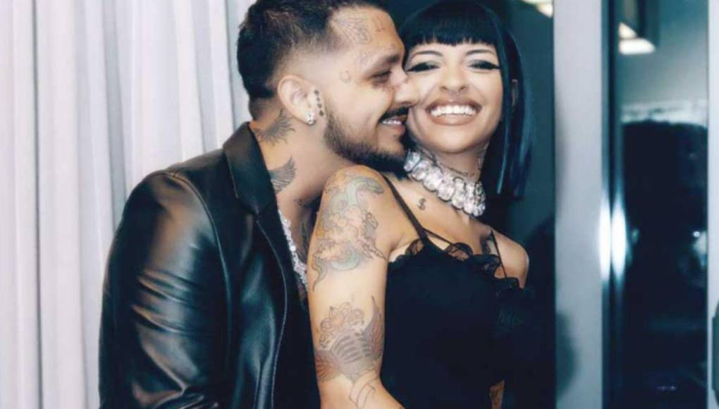 Los escándalos en la relación de Christian Nodal y Cazzu