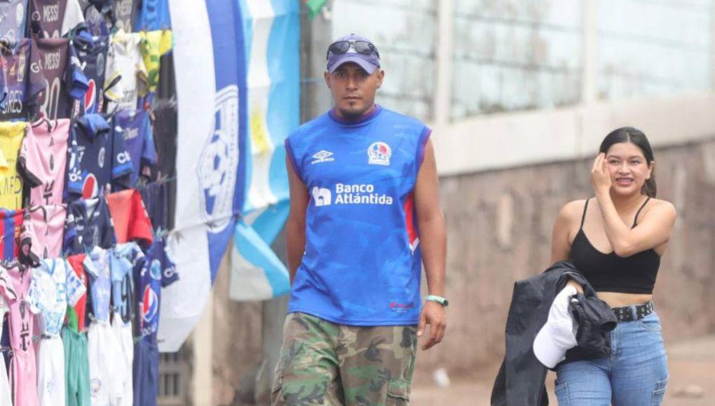 Así se vive el ambiente previo al repechaje de Olimpia vs Real España