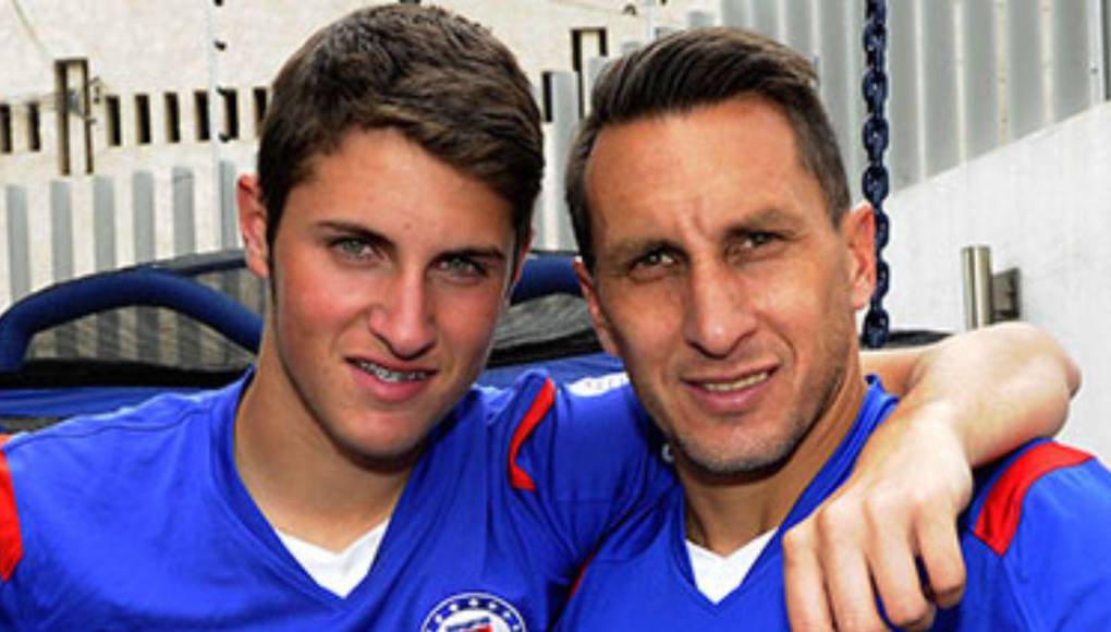 ¡Tres son de Honduras! Padres que jugaron en el mismo equipo con sus hijos