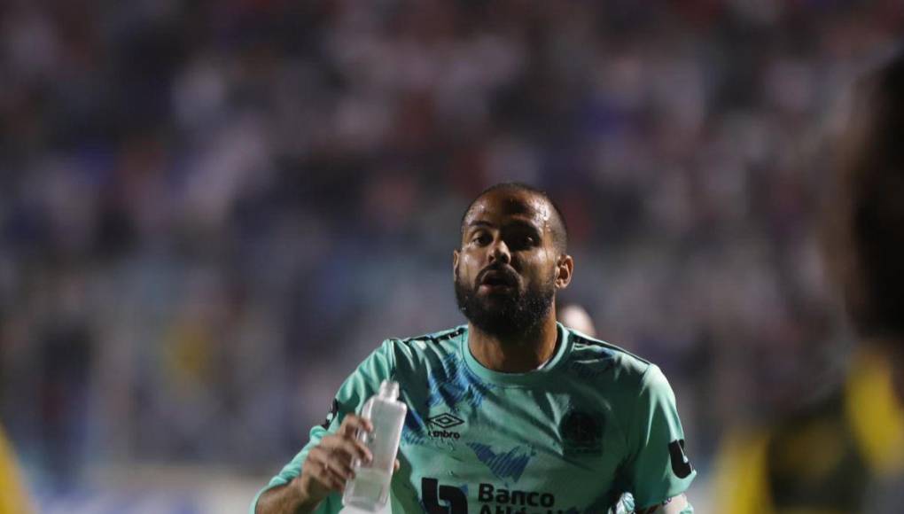 ¿Juega Araújo? Alineación con la que Olimpia busca pegar primero vs Motagua