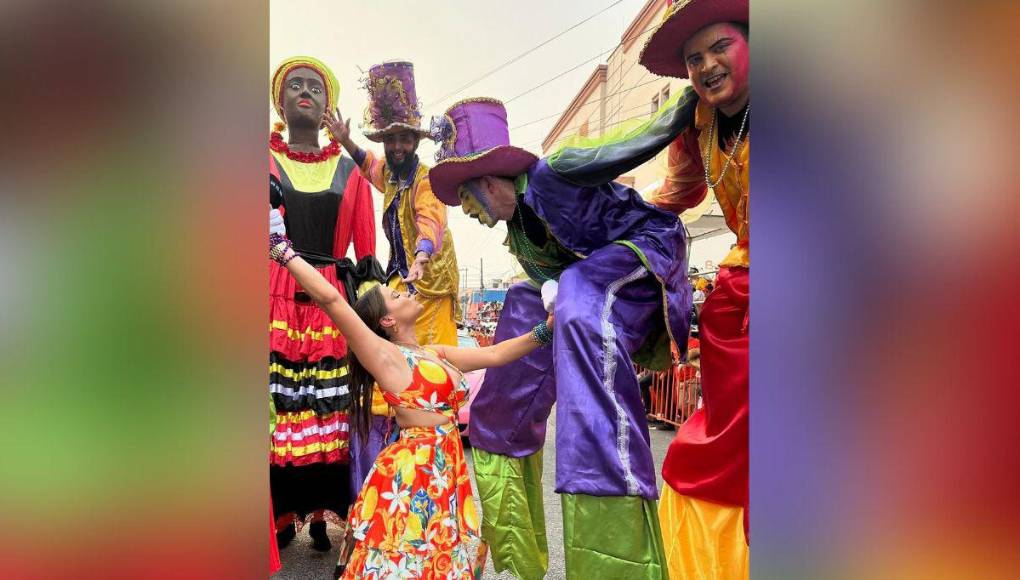 Alejandra Rubio se lesiona el pie en Carnaval de La Ceiba al esquivar un caballo