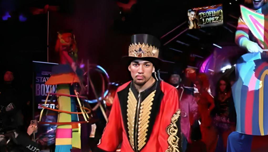 ¡Con show de circo! Así fue la entrada de Teófimo López previo a su pelea con Jamaine Ortiz