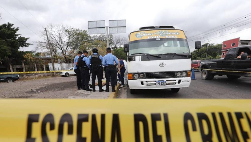 Lo que se sabe del violento asalto en bulevar FFAA que dejó a un pasajero muerto