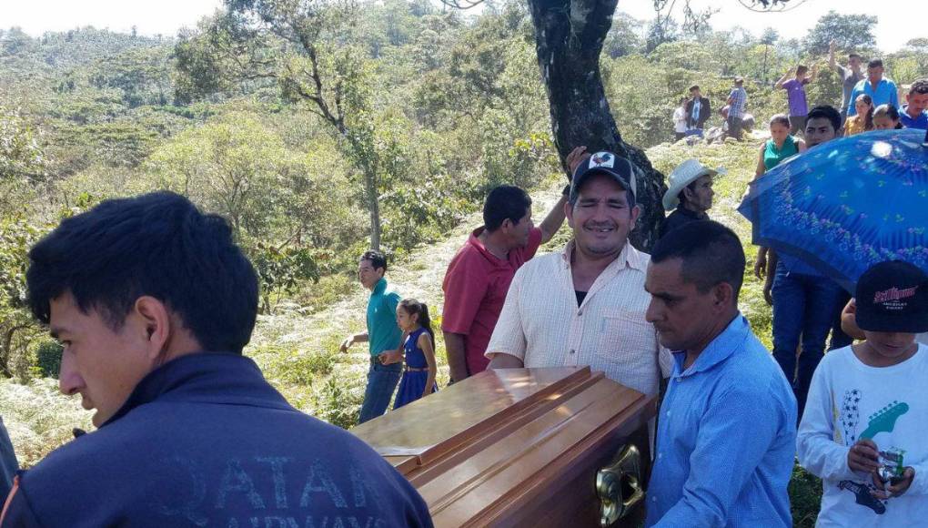 Una madre y sus hijas, las víctimas del accidente en Arada, Santa Bárbara