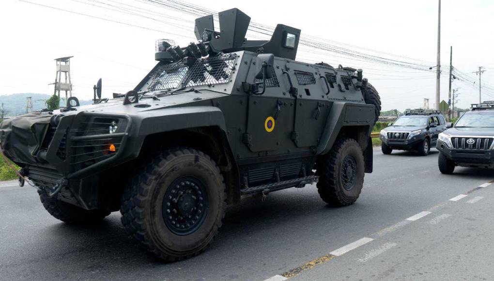 Así fue el asalto policial a la Embajada de México para capturar a ex vicepresidente de Ecuador