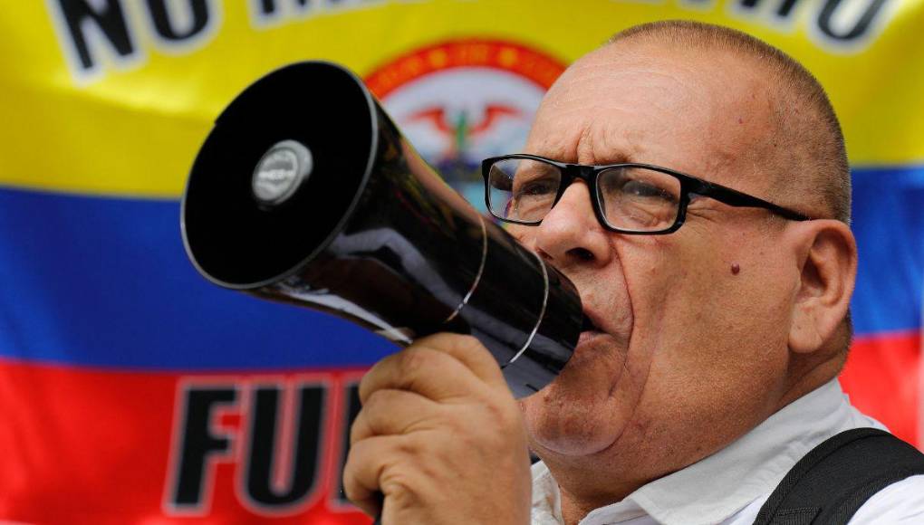 Protesta en Colombia: Más de 500 mil personas marchan contra Gustavo Petro