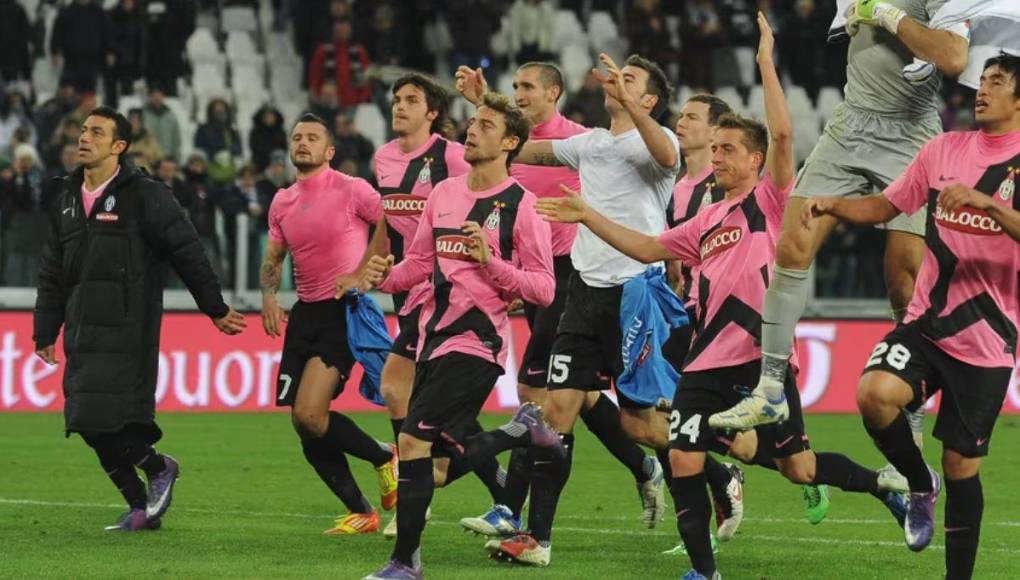 Olimpia supera a Real Madrid: Equipos con más partidos invictos