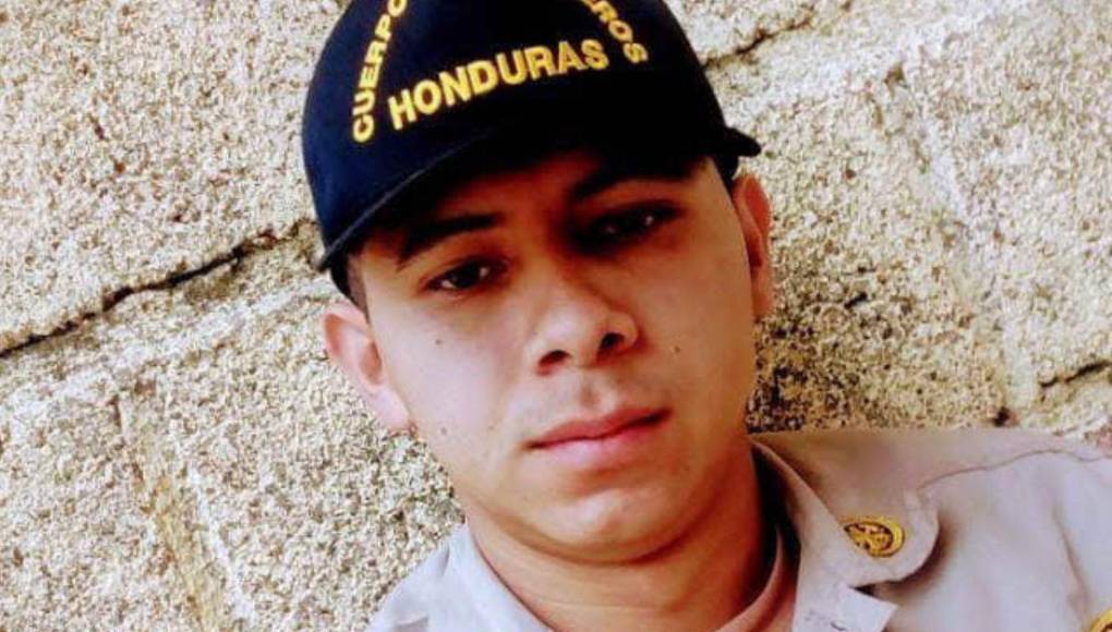 Así lucía el bombero Ever Velásquez antes de quemarse en incendio de ‘La Montañita’