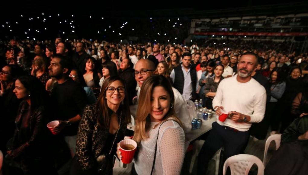 Así se vivió el romántico concierto de Luis Miguel en Tegucigalpa