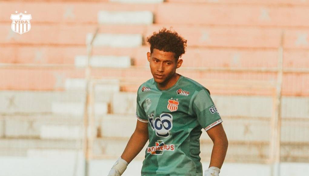 15 futbolistas del Vida que podrían fichar por otro equipo y quedarse en Liga Nacional