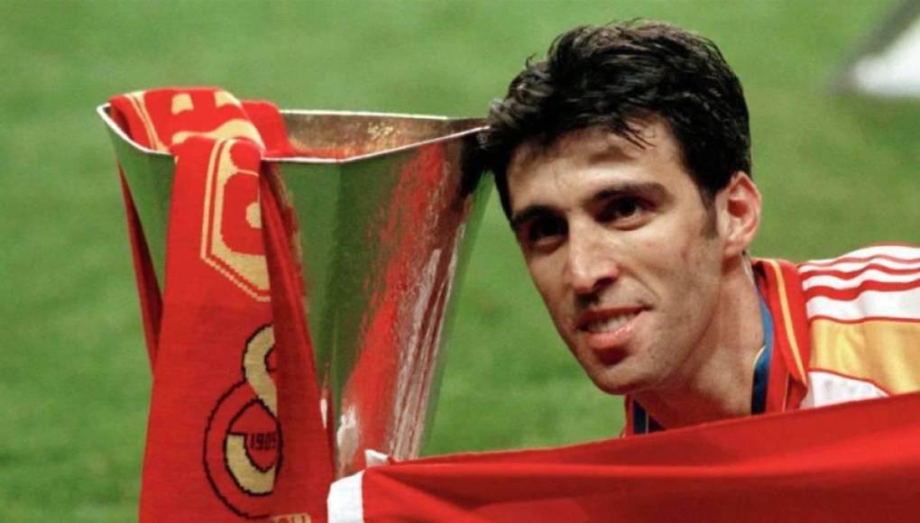 Ex goleador que estaba escondido es encontrado en EUA y vive como inmigrante