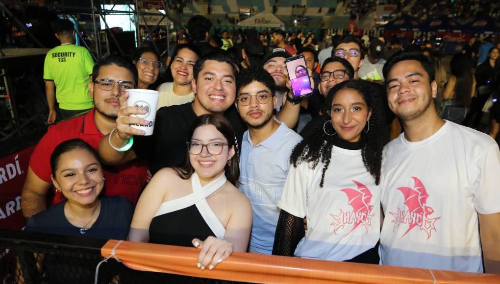 ”La Fiesta” cautivó a los capitalinos con grandes artistas internacionales