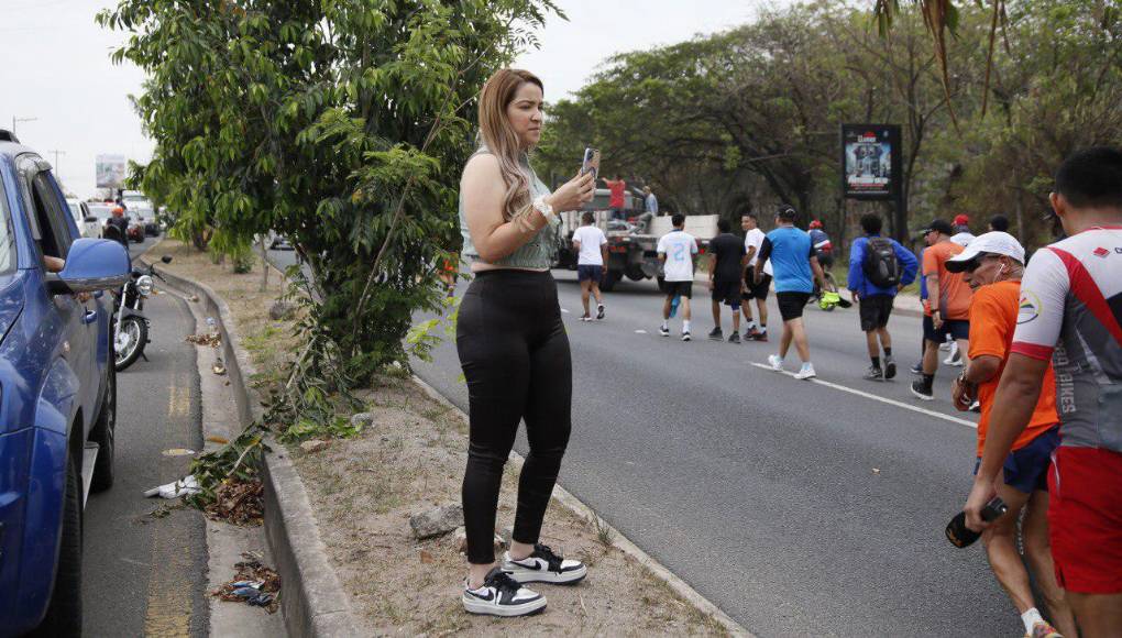 Shin Fujiyama recibe apoyo masivo de capitalinos