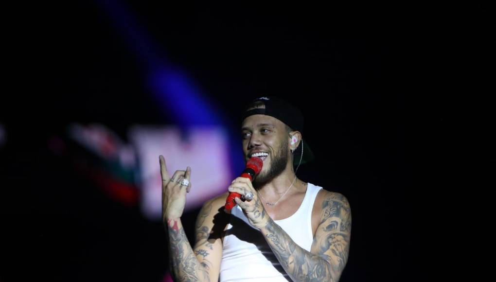 ”La Fiesta” cautivó a los capitalinos con grandes artistas internacionales