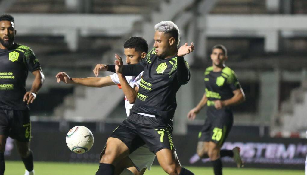 Las bellezas que engalanan el Chelato Uclés para el Olimpia-Olancho