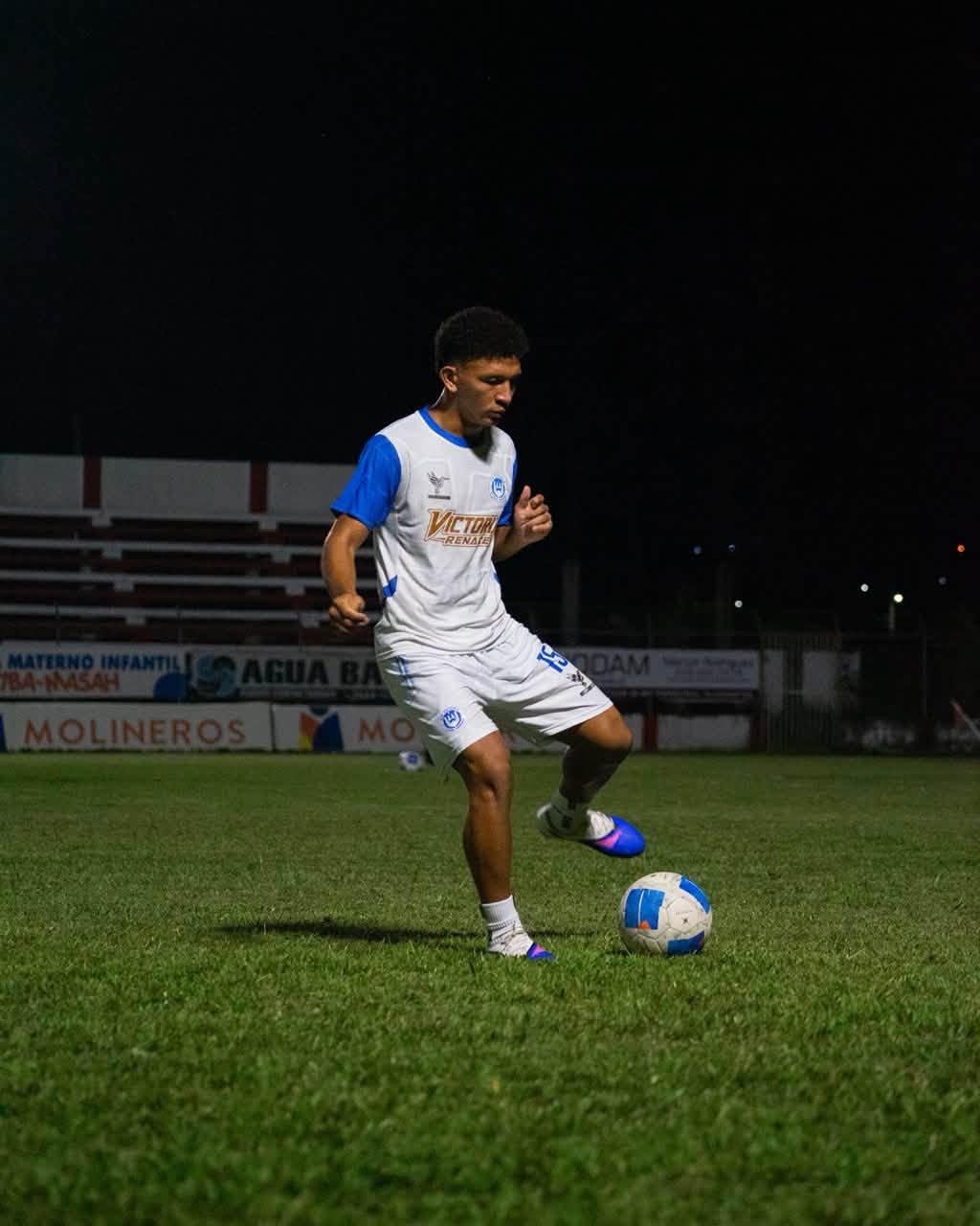¿Y los 10 mil dólares? Real Sociedad le cobra reto a Carlos Espina