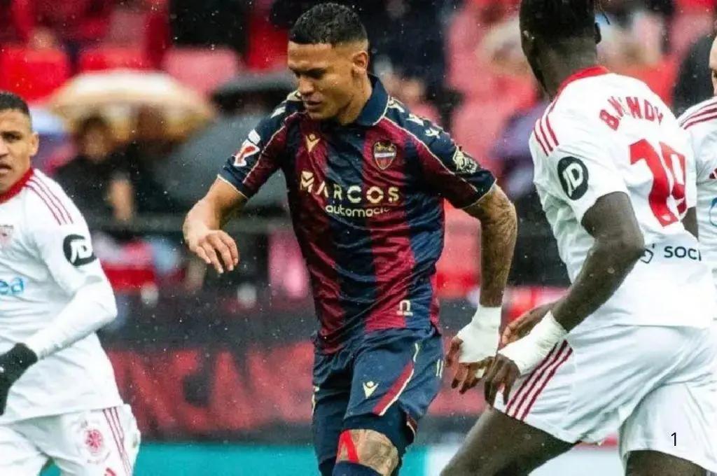 Kervin Arriaga podría dejar el Levante y marcharse a la Serie A de Italia