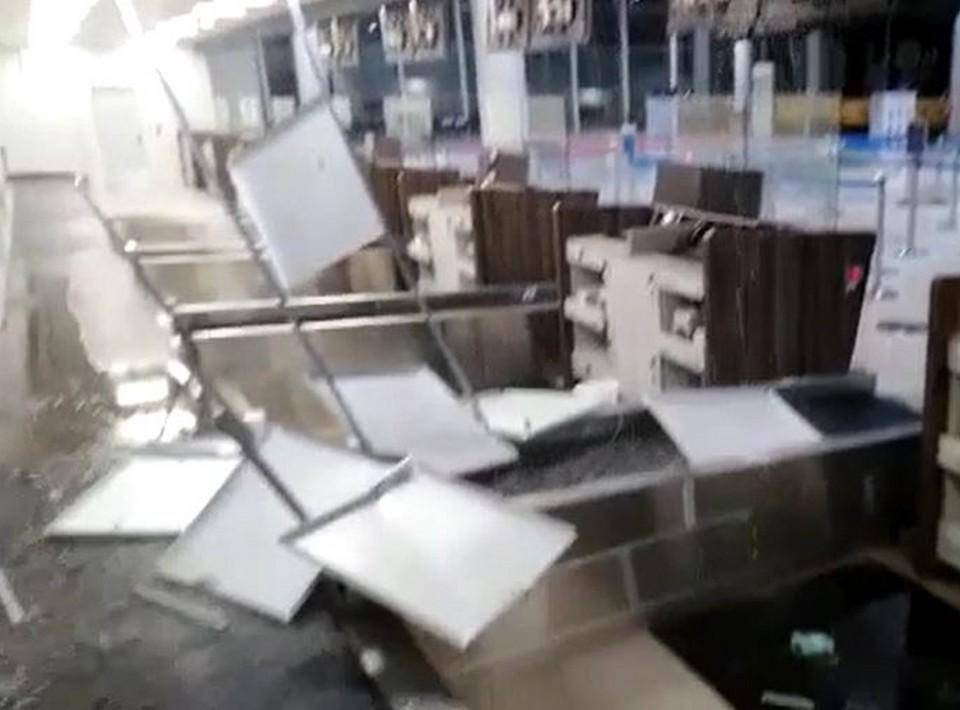 Los destrozos provocados por una tormenta en el Aeropuerto Internacional Palmerola (Fotos)