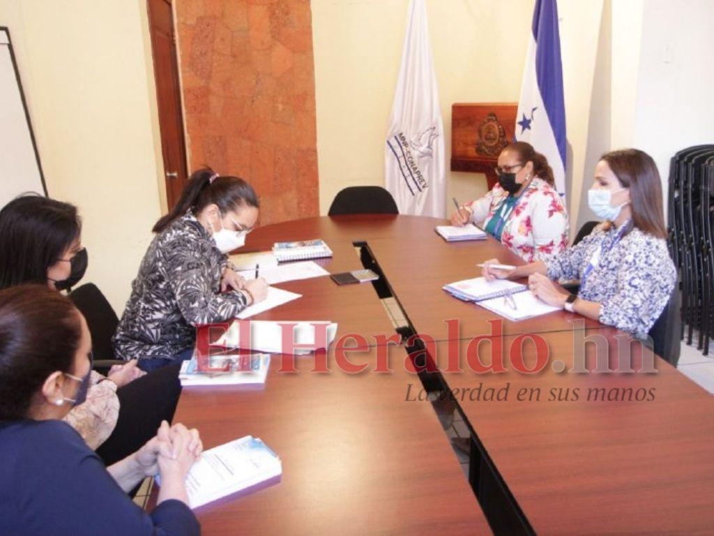 Ana García presenta denuncia ante el Conaprev por la “horrorosa” forma en que fue exhibido JOH