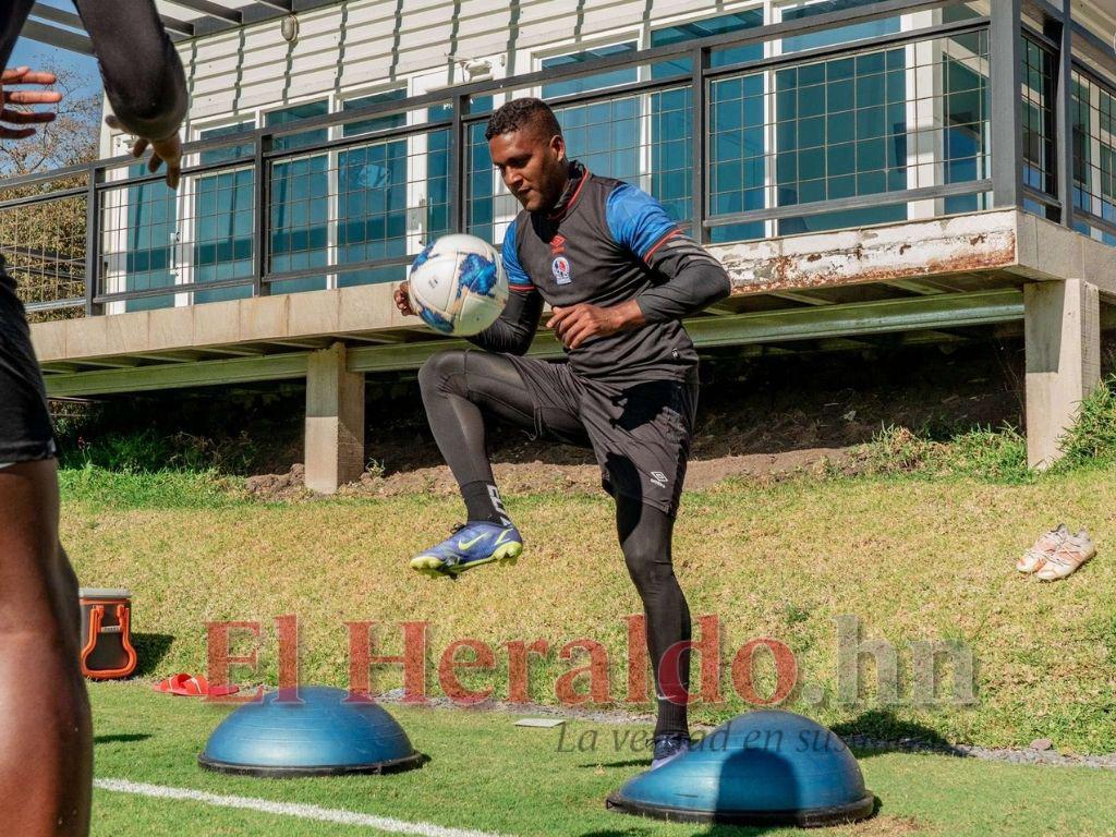 Brayan Beckeles en respuesta a sus críticos: “Acá es trabajo, no es la edad”