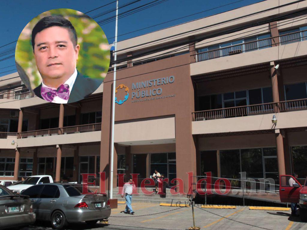 Armas y un lote de relojes decomisan en casa de agente de la DLCN