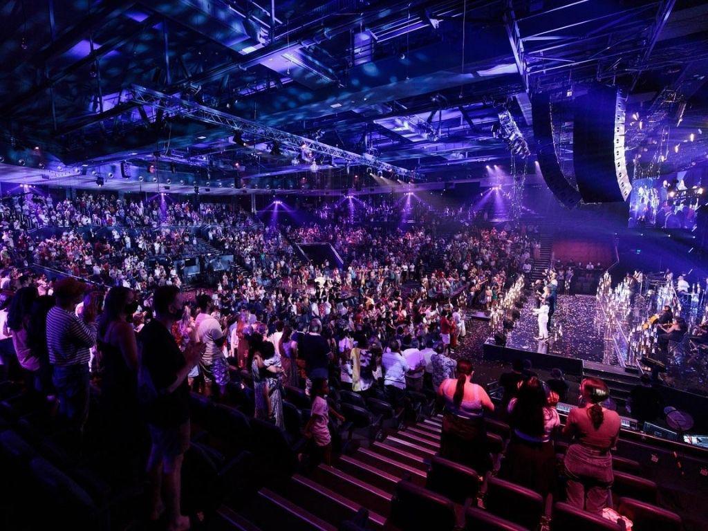 Documental destapa los escándalos sexuales en la “iglesia de los famosos”