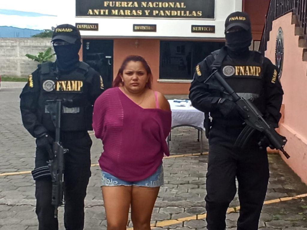 Cae “La Chaparra”, supuesta extorsionadora de la Pandilla 18 en la capital