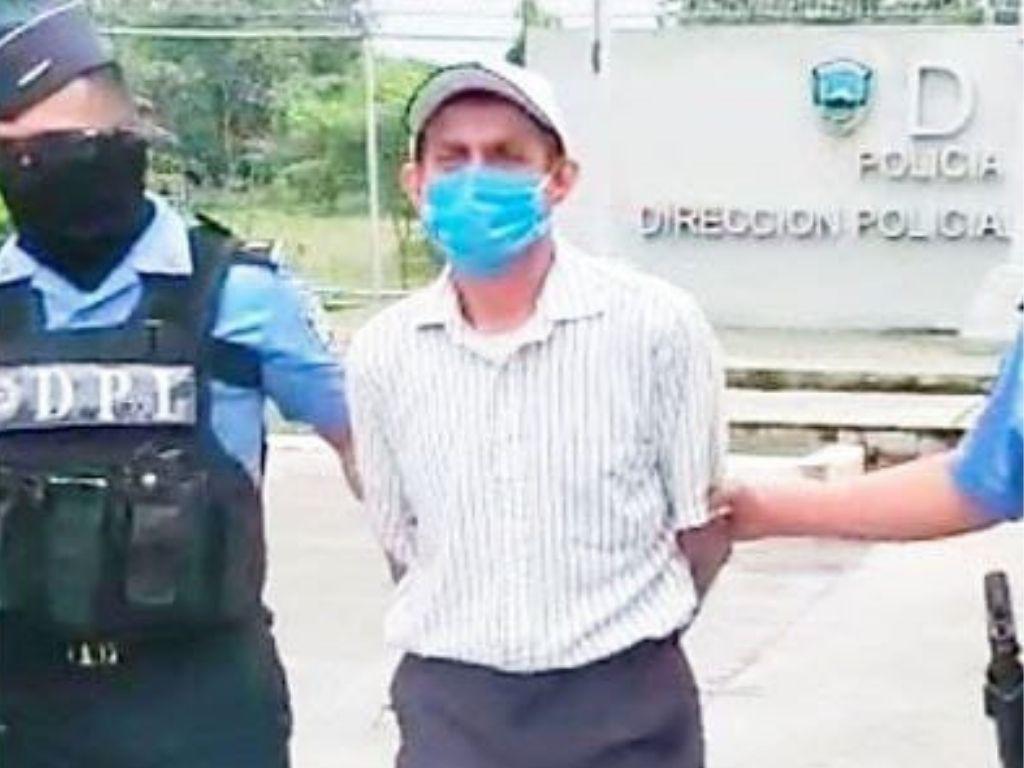 Condenan a hombre que contactaba a sus víctimas por Facebook para violarlas y grabarlas con amenazas