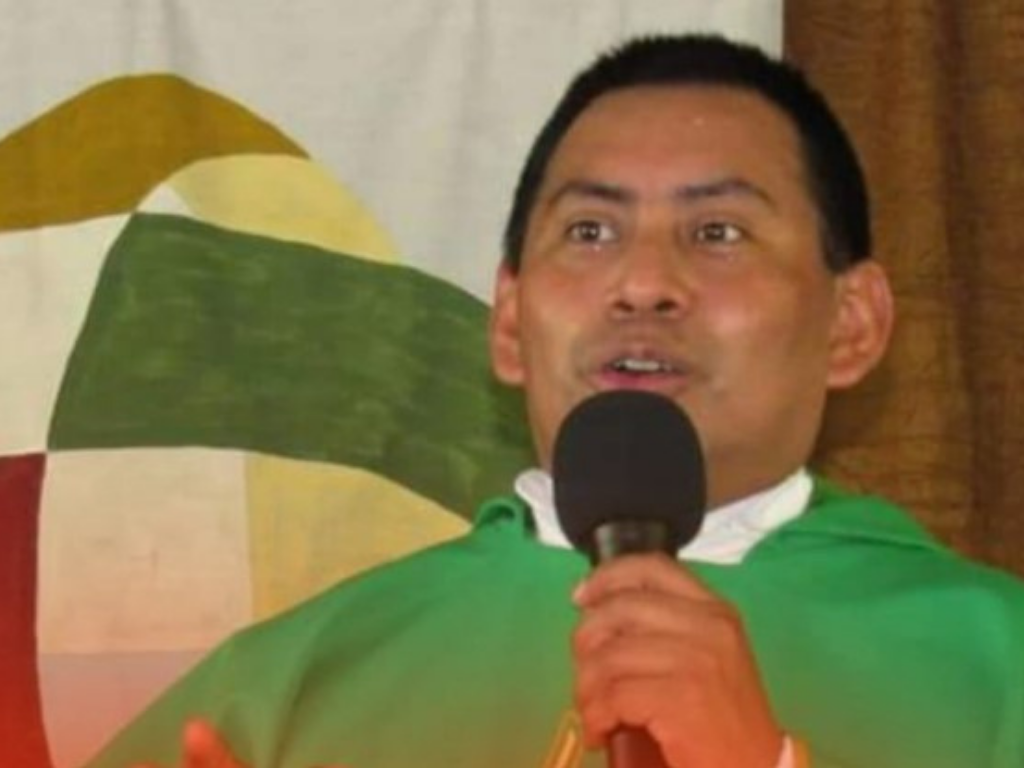 Conforman equipo para investigar crimen del padre Enrique Vásquez