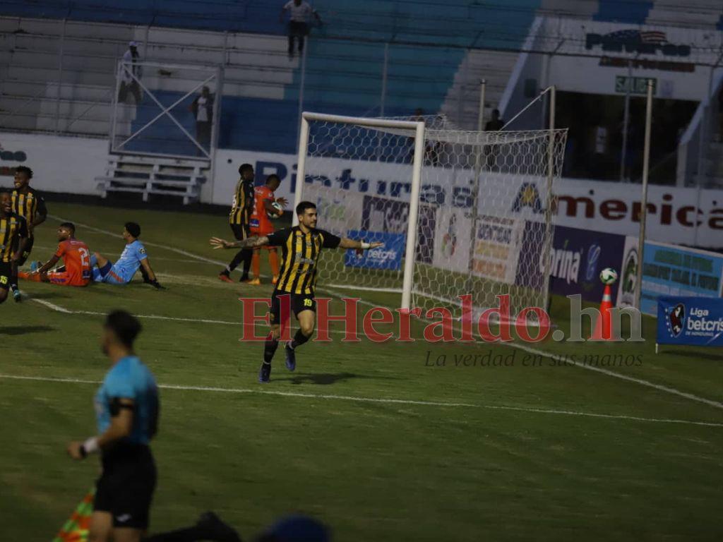 Real España rescata agónico empate sobre la hora ante Lobos UPNFM en el Nacional