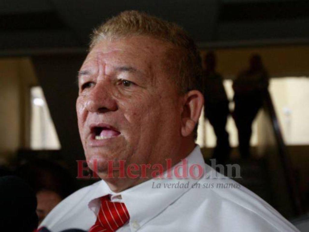 Edgardo Castro en contra que Alcaldía reciba ayuda para damnificados en la Guillén: “El CN puede darlo directamente”