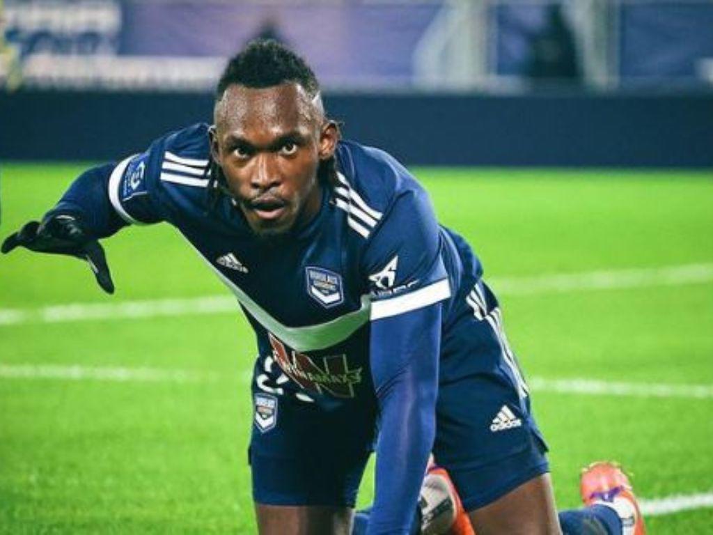 El Burdeos de Alberth Elis desciende a la tercera categoría por problemas económicos