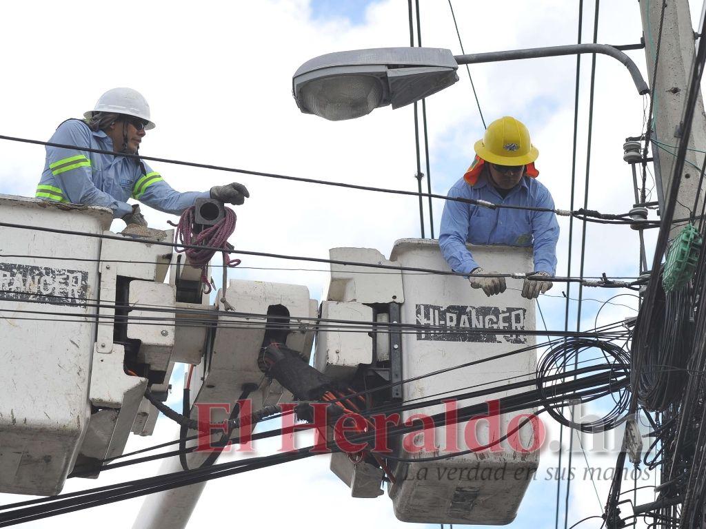 La ENEE y la CREE deben agilizar la licitación de 450 megavatios